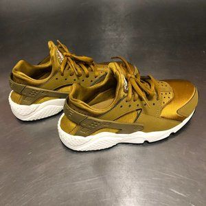 Women's Nike Air Huarache Bronzine size 6.5